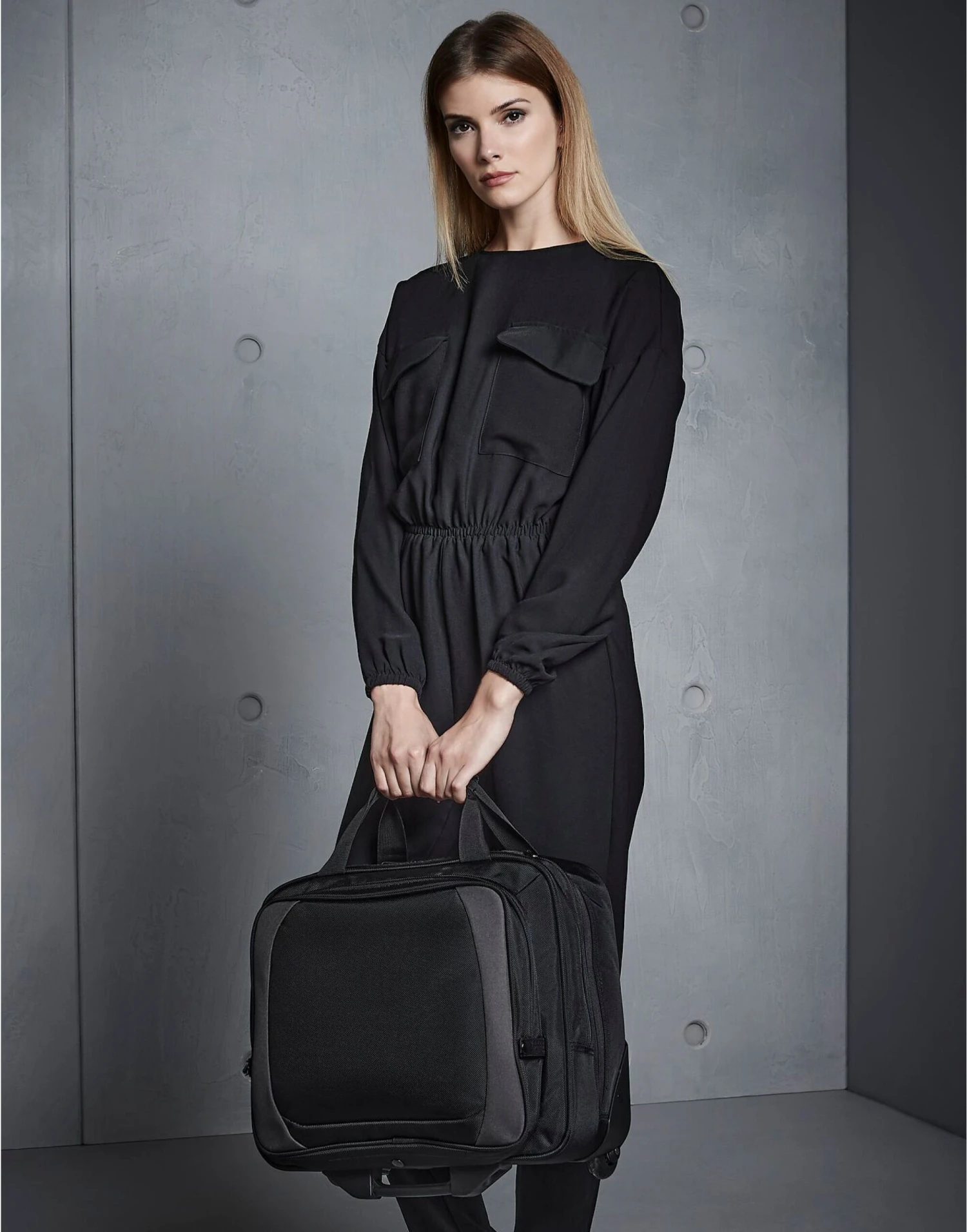 Quadra Tungsten™ Mobile Office 5 Quadra Tungsten™ Mobile Office - Image 3