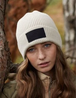 Beechfield Fashion Patch Beanie -XAMAX 3349f8f96b250c1cf5b0e9672786de1b7ade692ee6e936886ddf2425a48fcd25