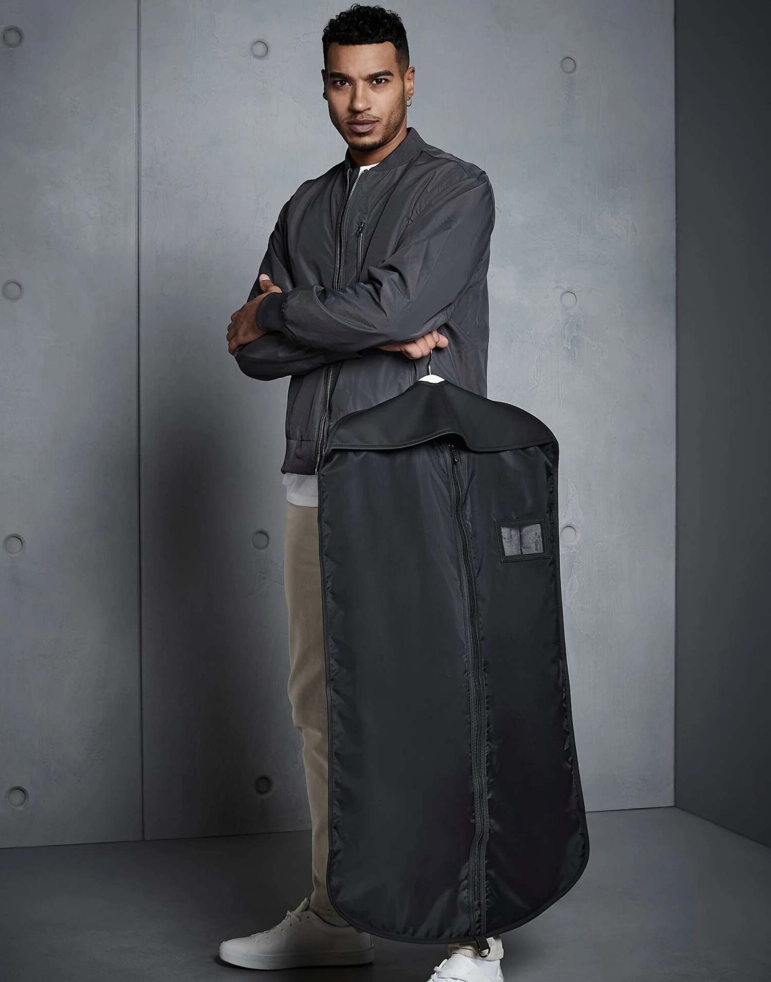 Quadra Suit Cover 5 Quadra Suit Cover - Image 3