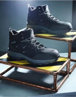 Regatta Safety Footwear Mudstone S1P Safety Hiker Boot -XAMAX c4e9f631ea05c6153ced2380fe585a99aab9017984432faa545ea95e54665a98