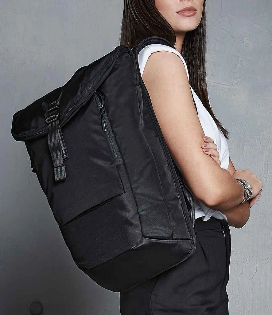 Quadra Pitch Black 12 Hour Daypack 6 Quadra Pitch Black 12 Hour Daypack - Image 4