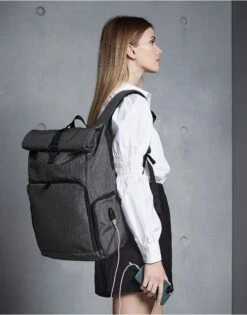 Quadra Q-Tech Charge Roll-Up Backpack -XAMAX e3507082620c2a0f60592a7d78ca36f6e15a1a90d75c82b754b4a277efd430ad