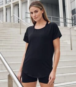 Tombo Scoop Neck T Shirt -XAMAX tl527 blk model 1 hero 3