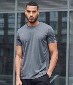 Tombo Unisex Recycled Performance T Shirt -XAMAX tl545 cha model 1 hero