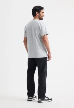 Uneek Classic V Neck T Shirt -XAMAX uc317 m 1001